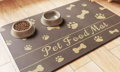 CuddlePet™ DryPaw – Stops spills. Stays put. Washes well.